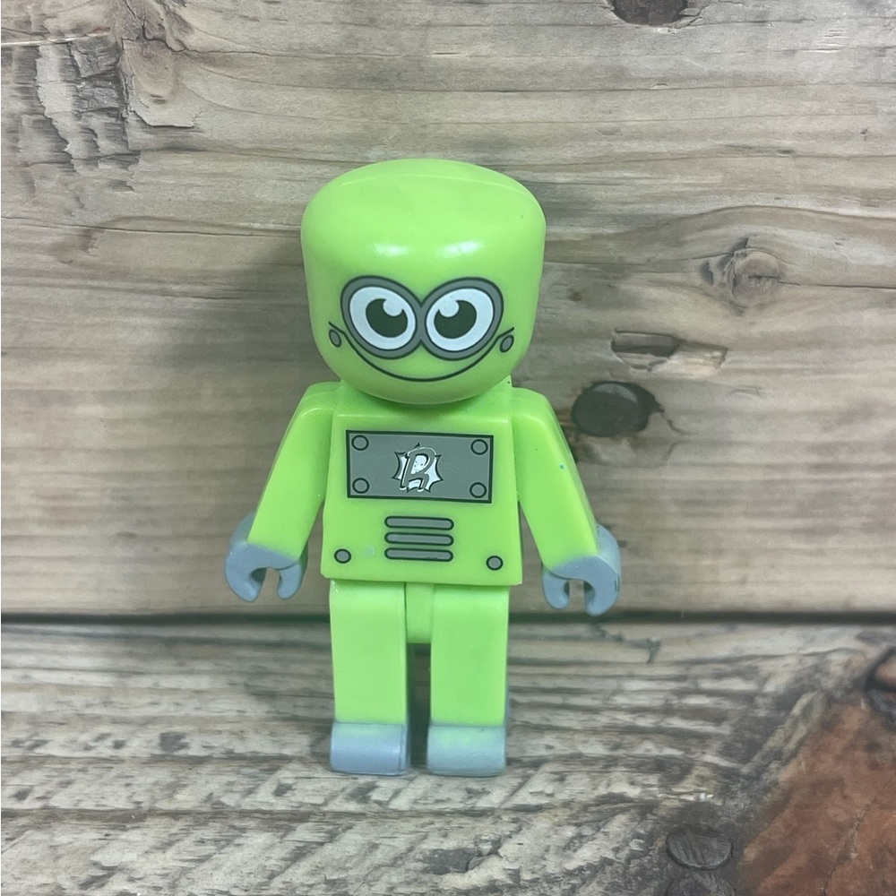 Ryan’s World Mini Neon Green Robot Figure 3” Big Eyes Just Play TV Posable Toy